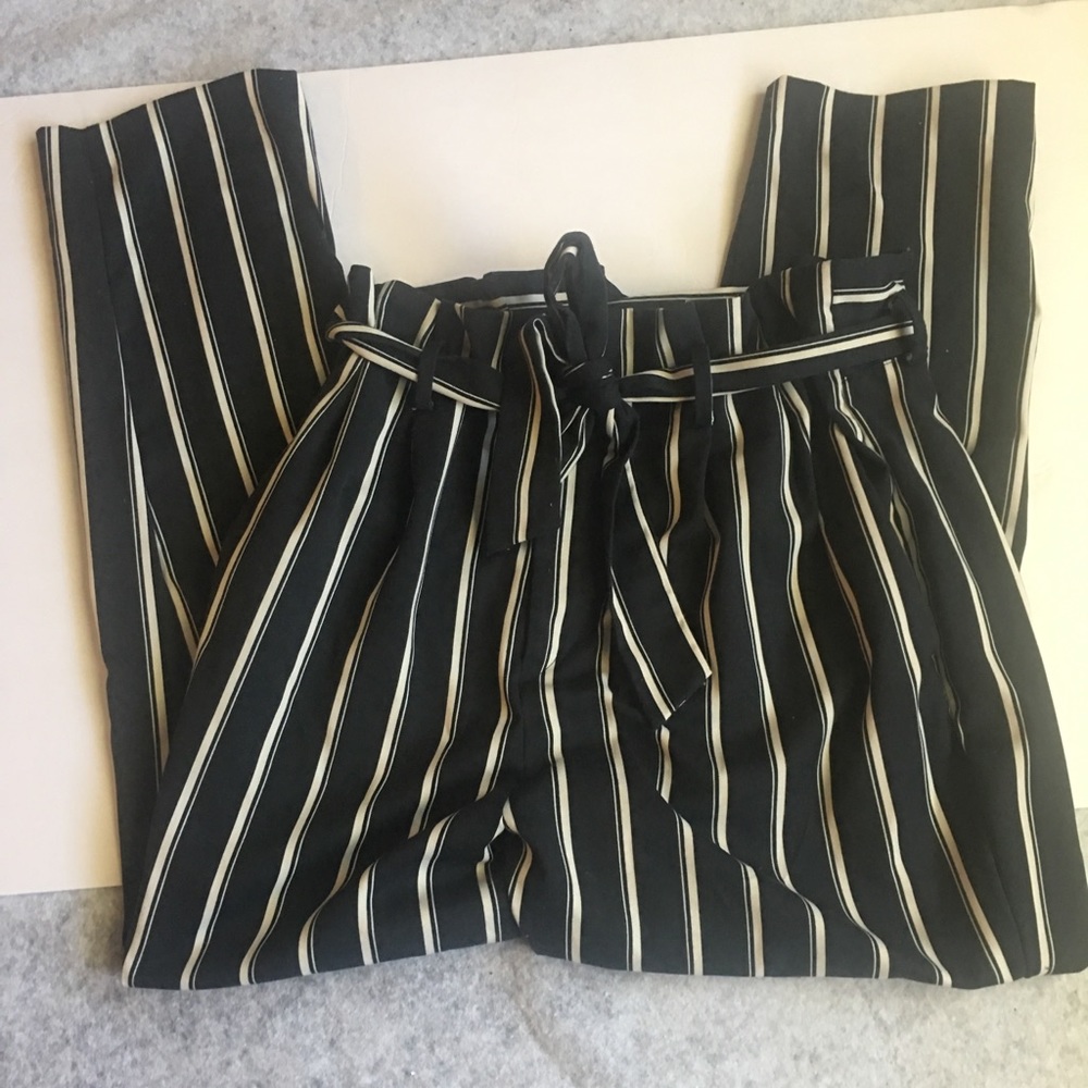 H&M Black Striped Dress Pants with Pockets + Belt